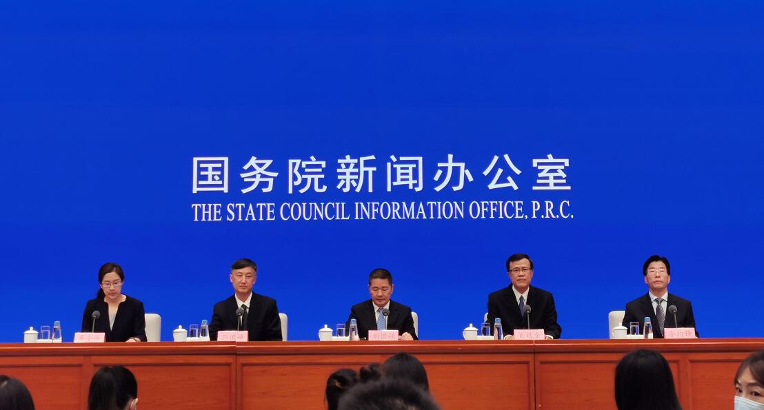 银保监会：前7个月新增人民币贷款13.1万亿 料小微企业不良贷款或增加