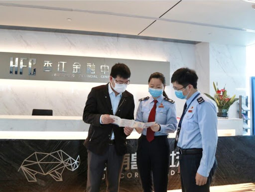 金融稅務深相伴 乘風破浪「圳」當時