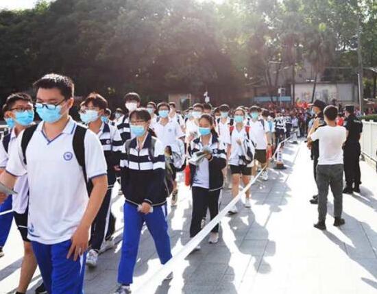 广东省学校安全条例9月起施行 赋予教师惩戒权