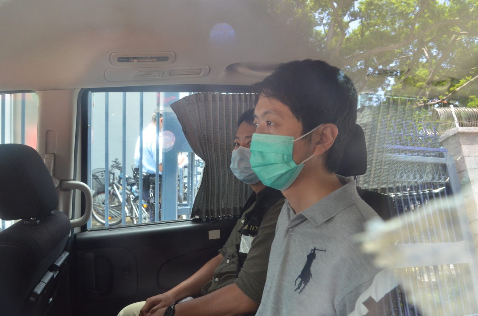 林卓廷許智峯被捕 周浩鼎批民主黨盲目護短抹黑警方