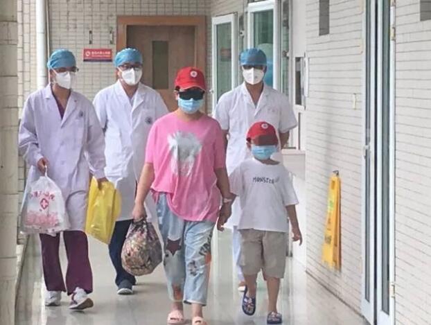 广东陆丰一名确诊患者和1名无症状感染者治愈出院