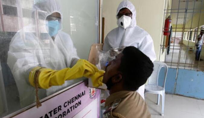 印度單日確診7.5萬再創新高 前总统染疫陷深度昏迷