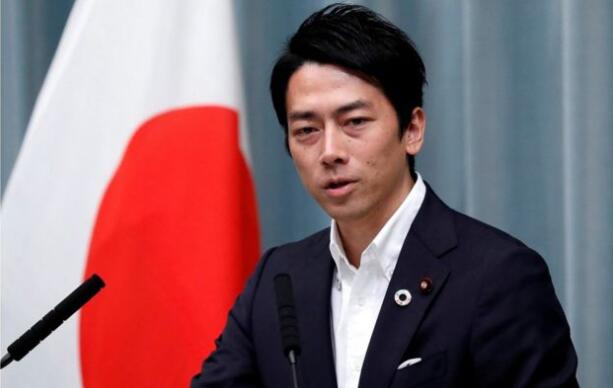 自民党内高层角力 小泉进次郎支持河野太郎竞逐首相