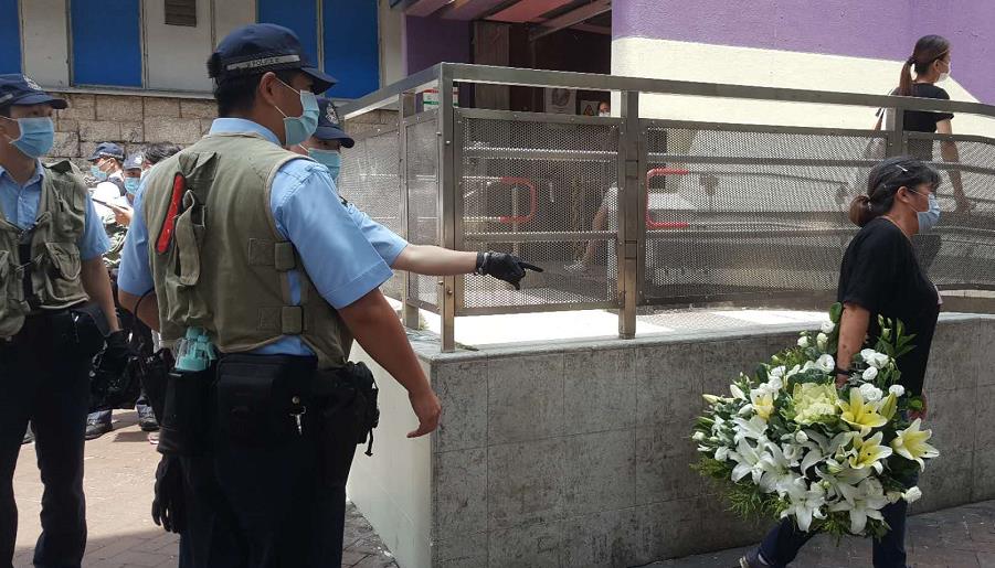 有人借太子站謠言献花「悼念」警到場戒備