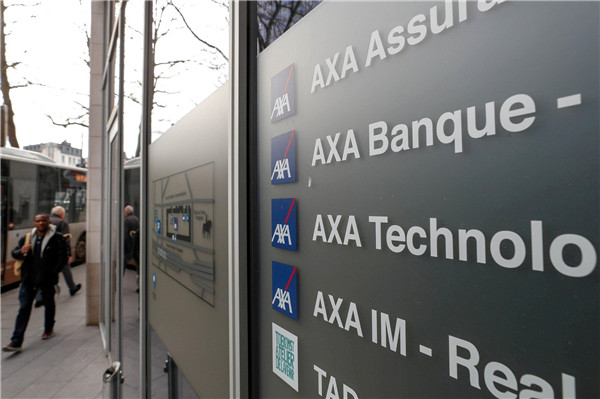 次季內地客新保單縮84%