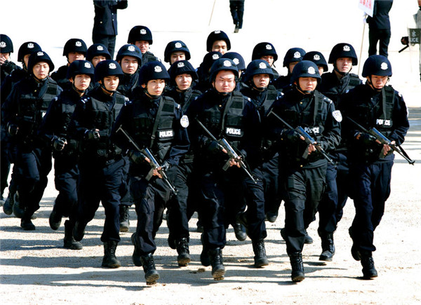 深警在五市同时打私收网抓嫌犯168名