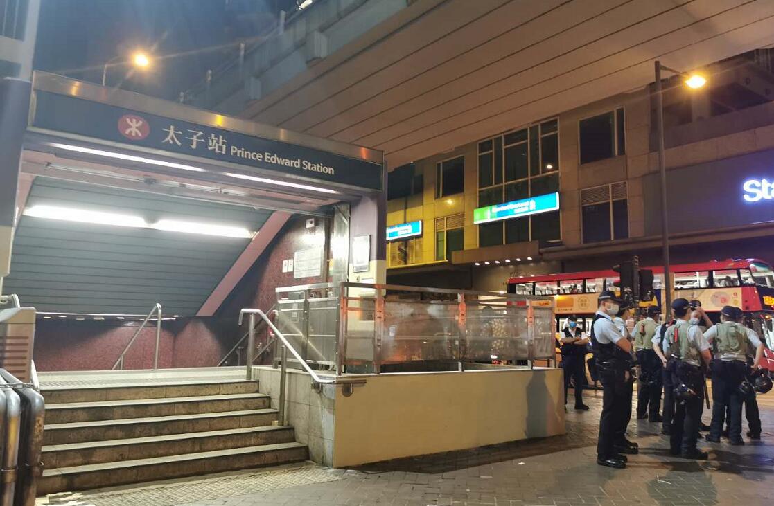 警方：旺角太子非法集结15人被捕 174人被票控