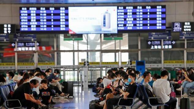 十一假期火车票今日开抢 这些线路最热门！