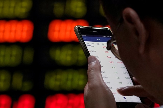 滬指早段轉跌 3400關口爭持