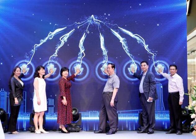 「憶往昔崢嶸歲月•深圳經濟特區40周年影像志」在深開幕