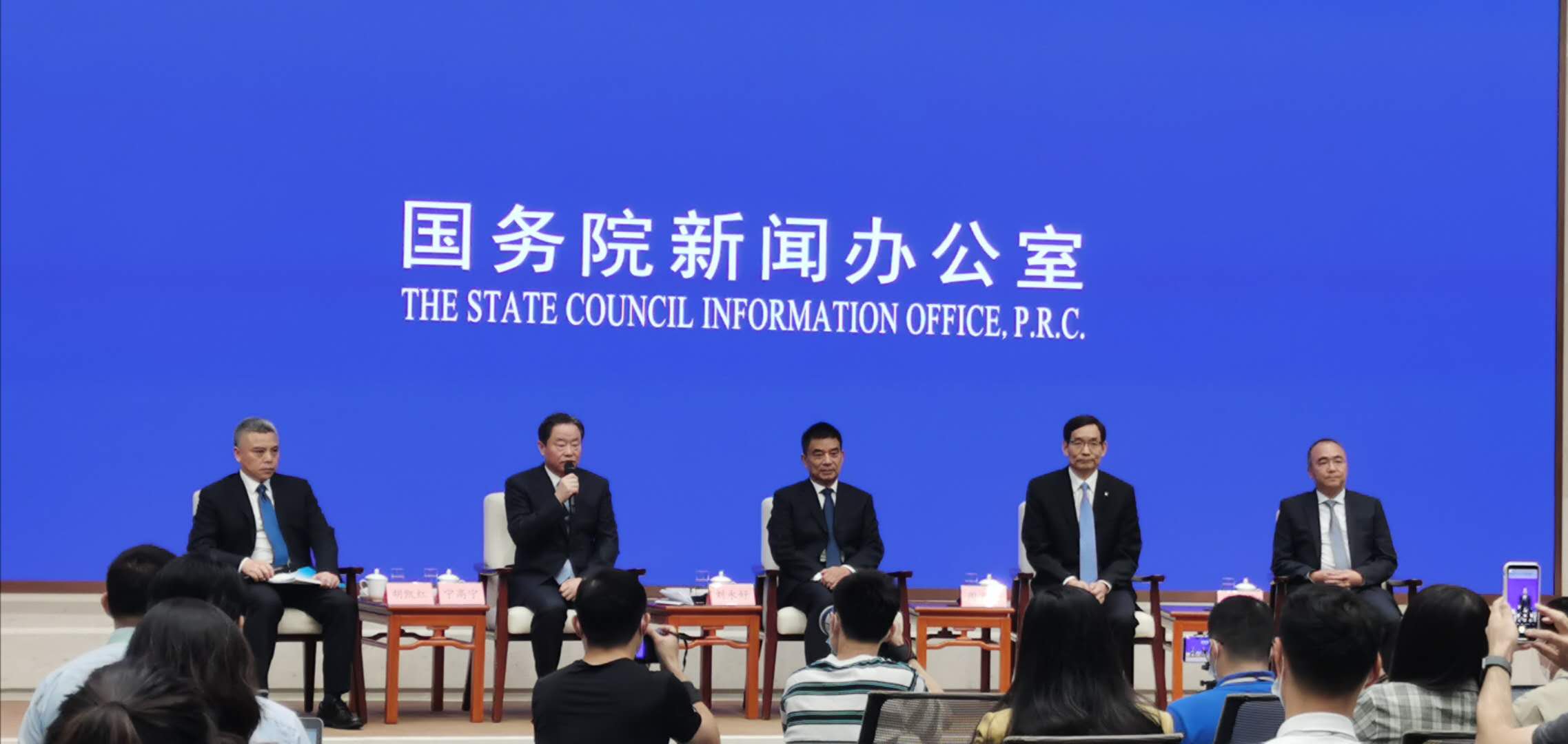 宁高宁：中化与中化工合倂正在进行中