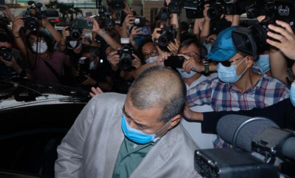 黎智英刑恐記者案罪名不成立被「放生」 传媒揭判官有「前科」