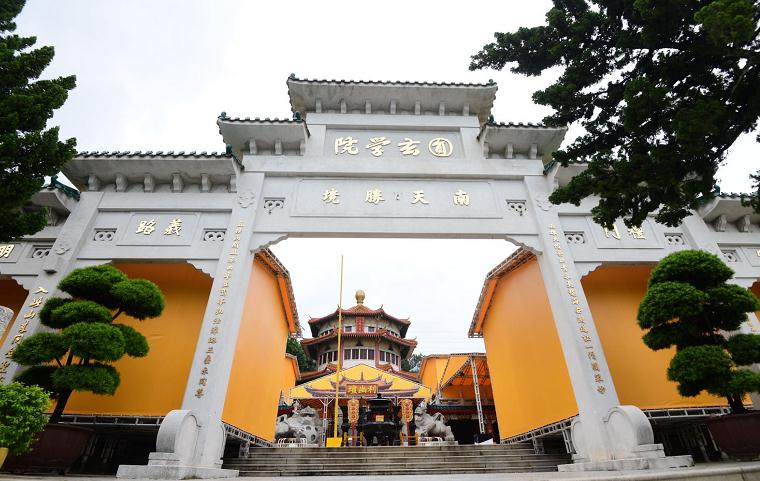 圖集| 疫情下的寺廟：荃灣圓玄學院
