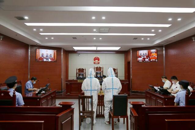 武汉封城后回四川隐瞒事实肆意外出 两名新冠患者被判刑