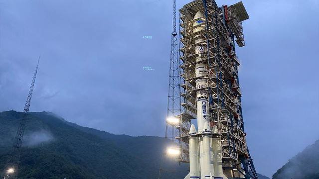 中国可重复使用试验航天器成功着陆