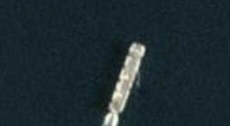 也來刷存在感?衛星圖像顯示日本一艘“准航母”進入南海