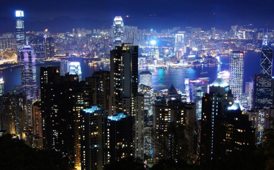 恒生科指連跌四日 資金流入舊經濟股