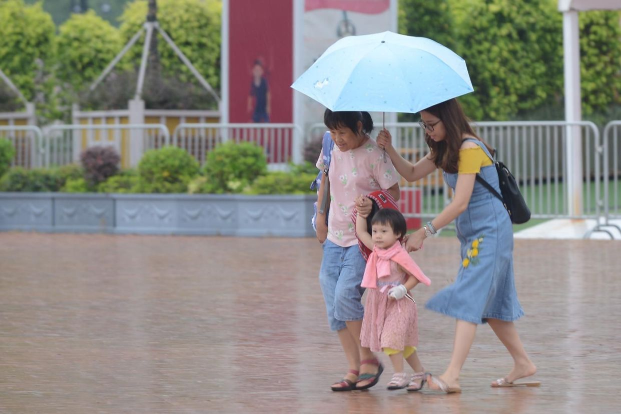 本港今日偶有陽光最高31°C 間中有雨及雷暴