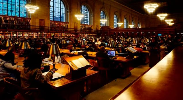 美撤銷逾千名中國國民簽證 中方回应