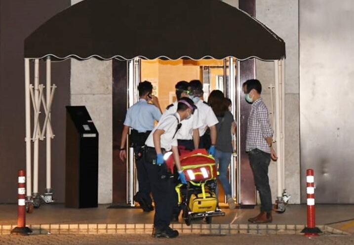 疑因女兒被狗咬嬲爆 男子報警稱妻子跳樓