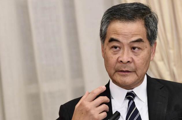  梁振英：偷渡潜台12港人被扣内地不值得同情