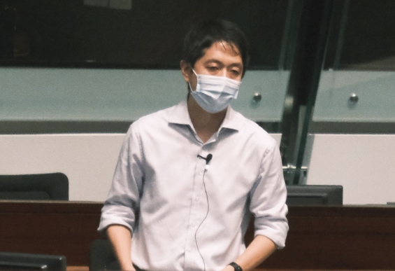 許智峯議助扮「請手足」 被「黃絲」踢爆講大話