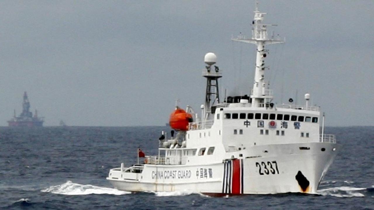 深圳警方：12名非法越境人员被刑拘