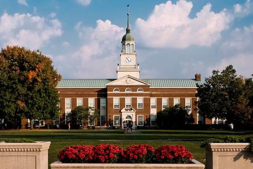 约翰斯·霍普金斯大学：美国累计新冠确诊病例超650万例 