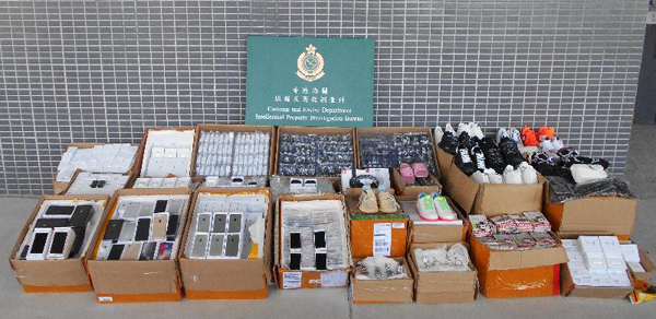 香港海關與內地及澳門海關聯手打擊跨境轉運冒牌貨物活動
