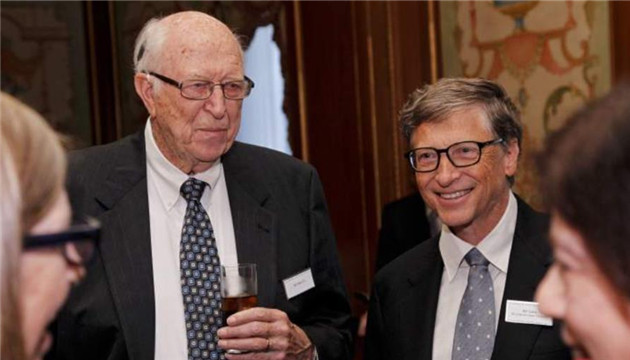 94岁父亲去世 比尔·盖茨发文悼念：他就是我努力成为的一切