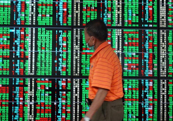 台积电除息股价疲弱 台股12900点上下震荡