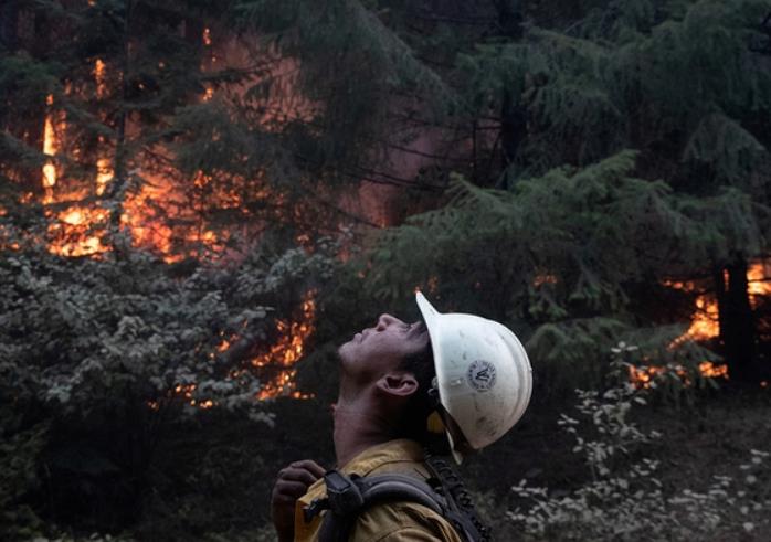 加拿大将派遣近300人支援美国俄勒冈州扑灭山火