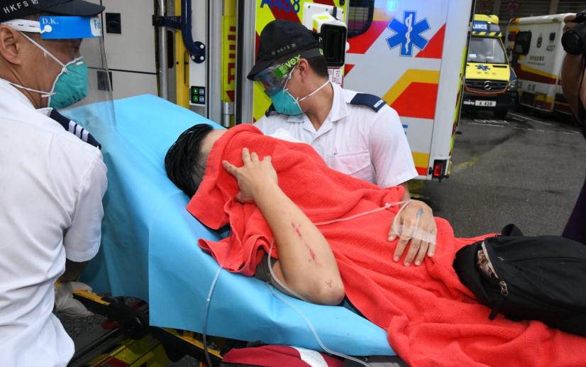 將軍澳休班消防員遭兩刀手斬傷 警反黑組調查