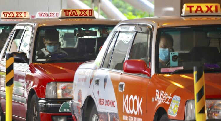 的士业界：政府应讓定期檢測司機優先獲「健康碼」