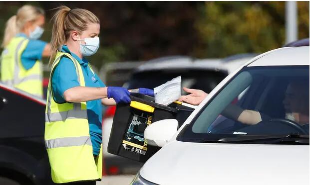 全球新冠确诊病例累计超3078万例 英国拟将违反自我隔离定为非法