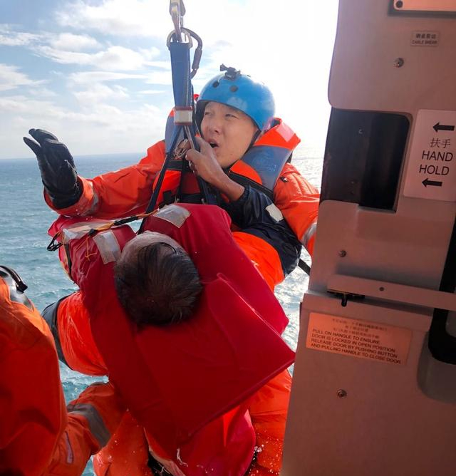 福建一艘渔船在汕头海域触礁 4人遇难4人失联