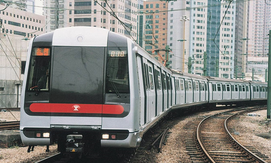 港鐵加強列車服務 配合全港學校分階段復課