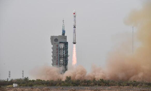 長四乙首次重用箭上產品