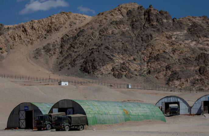 国防部：中印一致同意停止向一线增兵