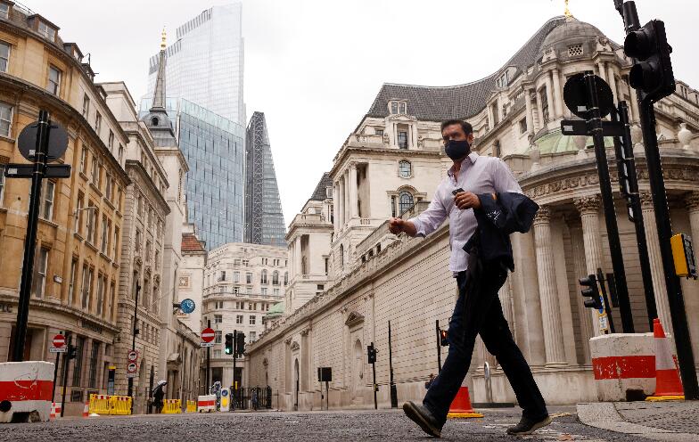 英迎封鎖2.0版 留學生進退兩難