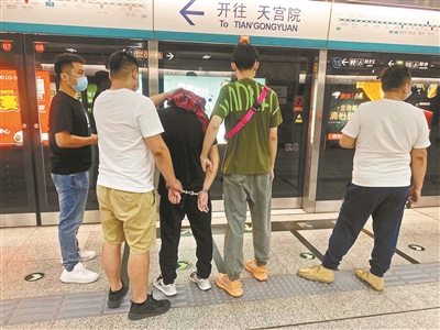 北京「猎狼」专项行动8个月共拘留违法犯罪人员285人