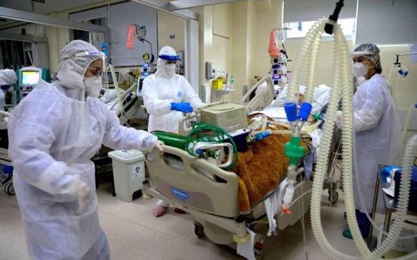 巴西新冠死亡病例逼近14萬例