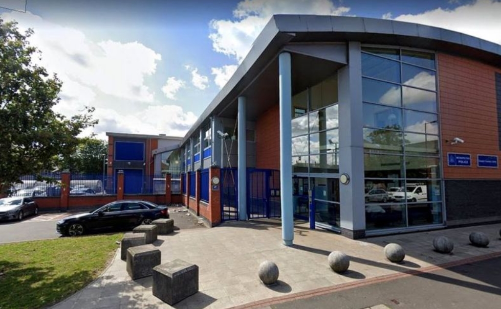 震驚！倫敦一名警察在拘留所內被槍殺