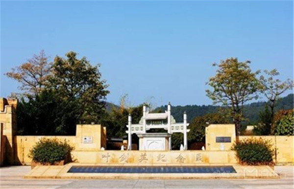 看《八佰》·遊梅州品味世界客都