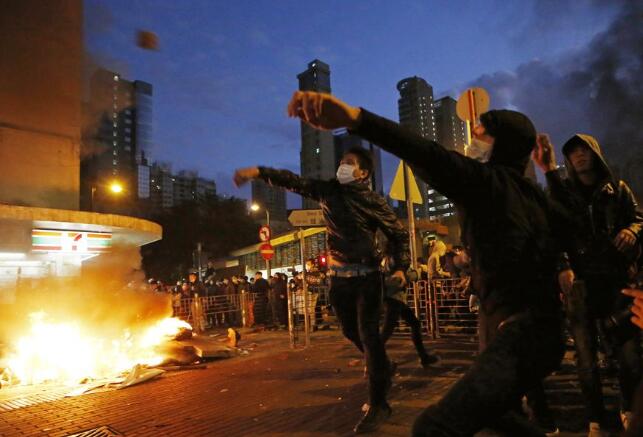 法官依法判刑黑暴 遭黃絲网民恐嚇辱骂「死全家」