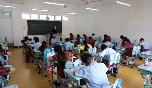 130跨境生內地考呈分試顺利 香港教師視像監考