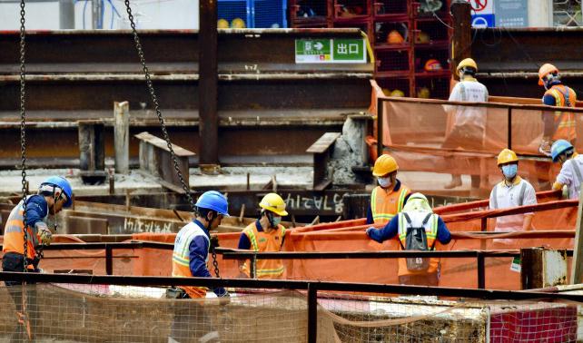 林鄭：建造業失業率較整體高 將加快工務工程助復蘇