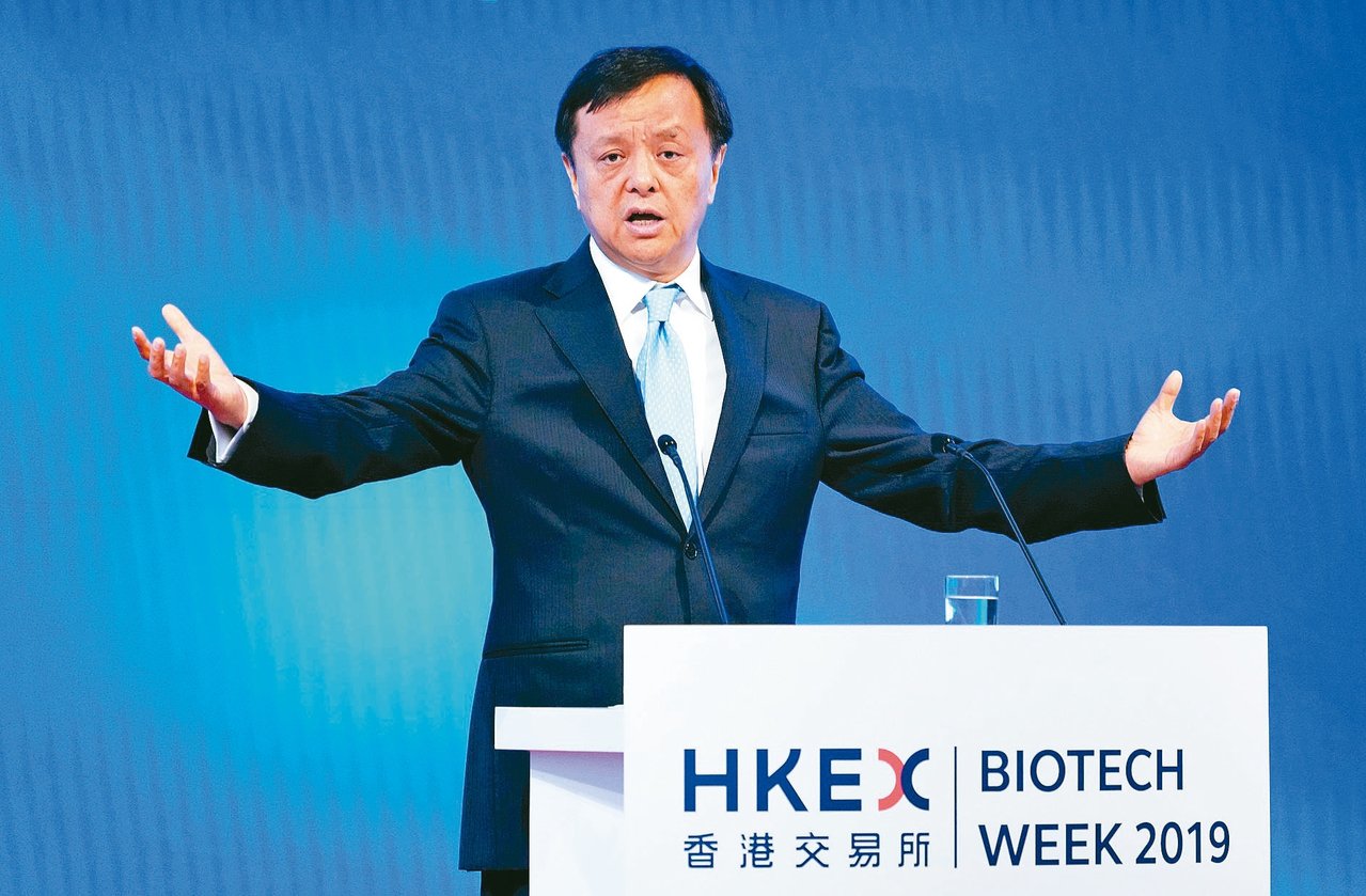 李小加提早卸任 戴志堅代理港交所總裁
