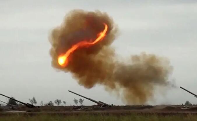 普京特朗普马克龙发联合声明 呼吁纳卡冲突各方尽快停火