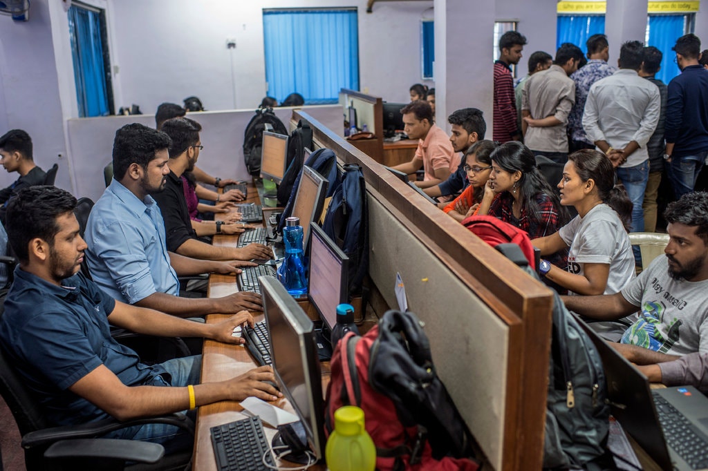 法官阻止特朗普對外國僱員的簽證禁令